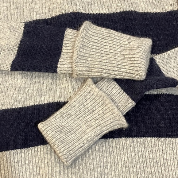 Abercrombie & Fitch soft rabbit hair blend Blue & Gray Striped Cardigan - Picture 14 of 16